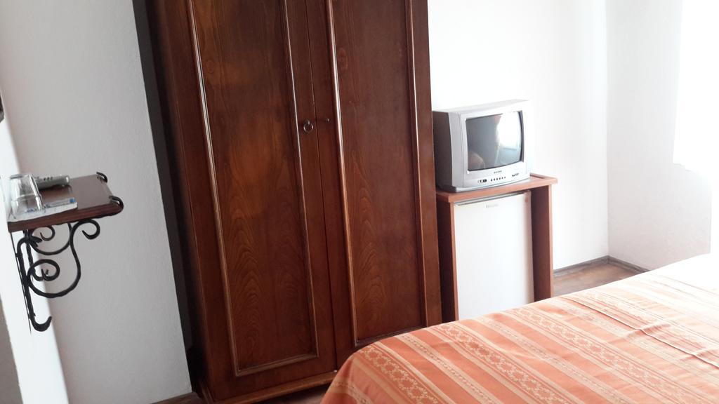 Ege Hotel Bozcaada Island Room photo